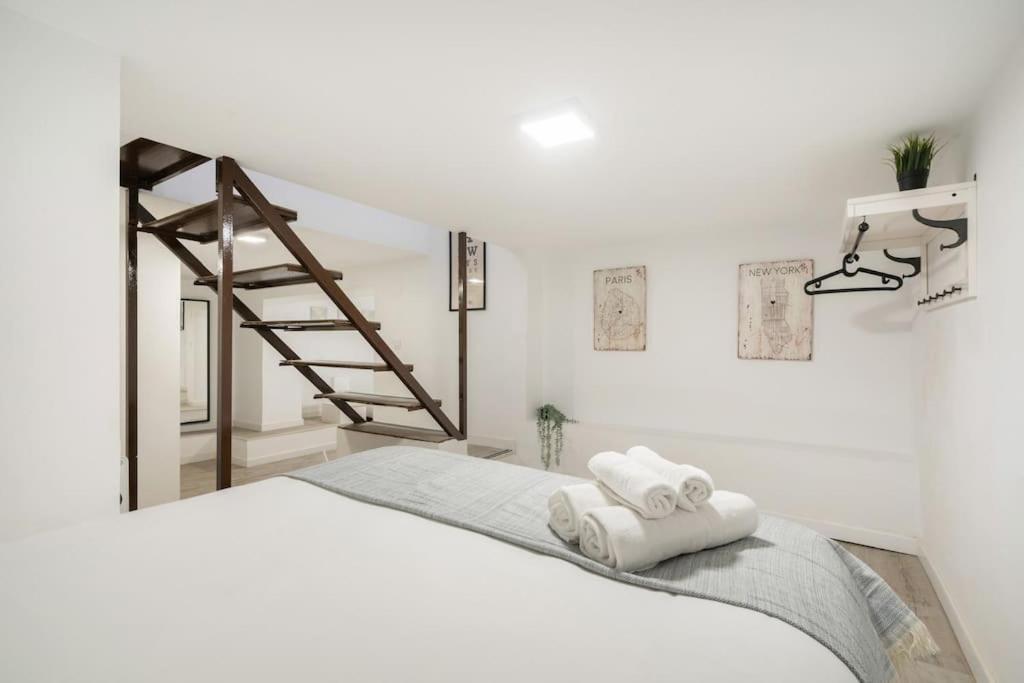 Charming Flat In Madrid-Rioアパートメント エクステリア 写真