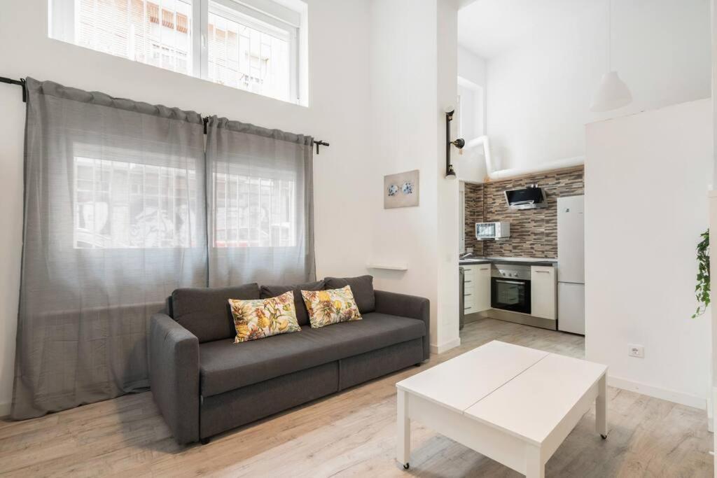Charming Flat In Madrid-Rioアパートメント エクステリア 写真